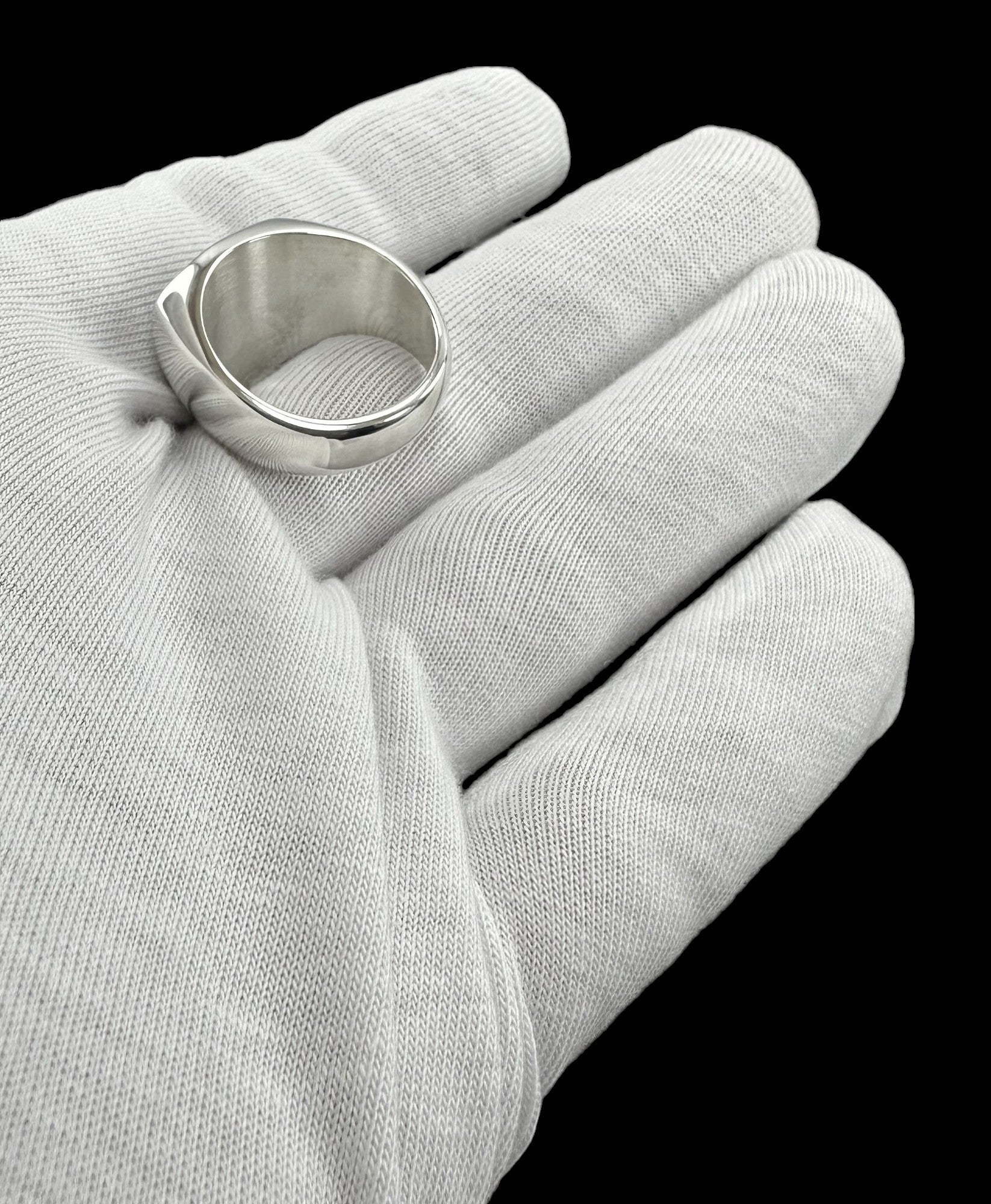 CUSTOM MADE FAMILY CREST RING