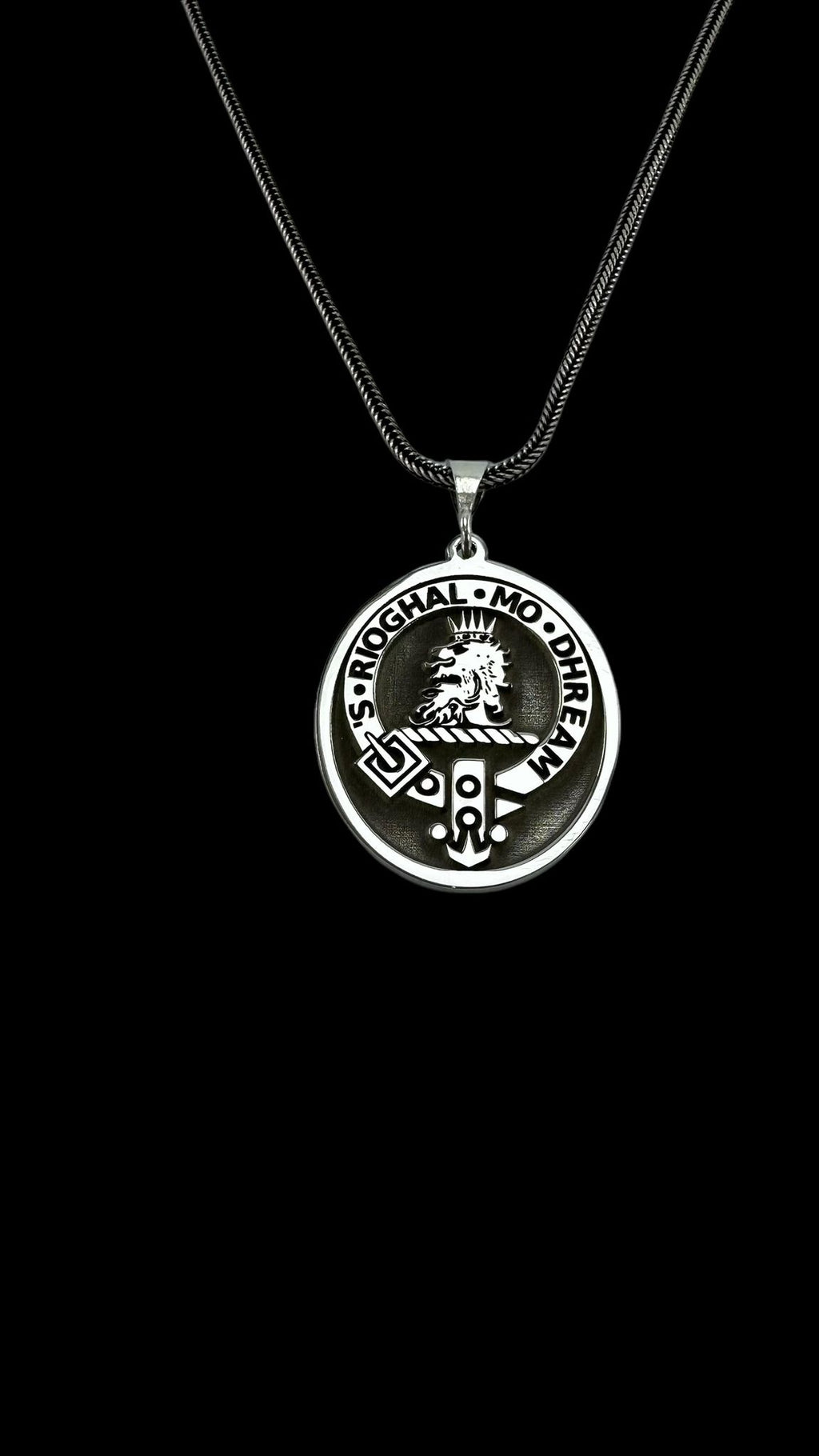 Coat of Arms Necklace, Family Crest Necklace, Custom Signet Pendant, Crest Ring, Family Crest Signet Necklace, Personalized Jewelry